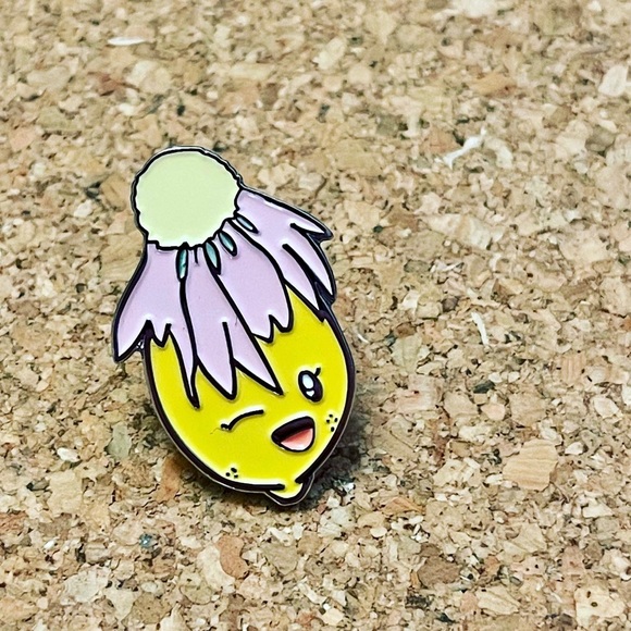 Daisy the Lemon Enamel Pin - Picture 3 of 5